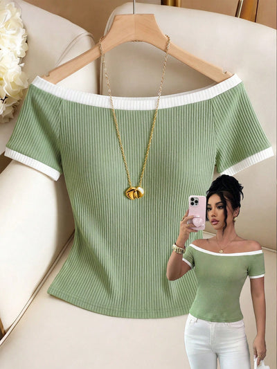 SHEIN Elenzya Matcha Green Off-Shoulder Contrast Color Knit Top Slim Fit Ribbed Short Sleeve T-Shirt Minimalist Sexy Style Shoulder-Exposing Slimming Base Layer